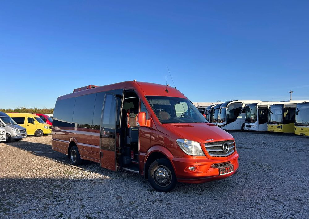 Mercedes-Benz Sprinter 519 - Minibussi, Pikkubussi: kuva Mercedes-Benz Sprinter 519 - Minibussi, Pikkubussi Mercedes-Benz Sprinter 519 - Minibussi, Pikkubussi: kuva Mercedes-Benz Sprinter 519 - Minibussi, Pikkubussi
