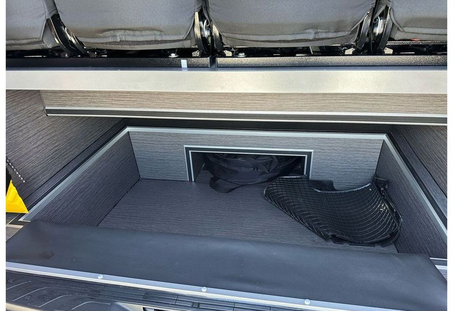 Mercedes-Benz Sprinter - Minibussi, Pikkubussi: kuva Mercedes-Benz Sprinter - Minibussi, Pikkubussi Mercedes-Benz Sprinter - Minibussi, Pikkubussi: kuva Mercedes-Benz Sprinter - Minibussi, Pikkubussi