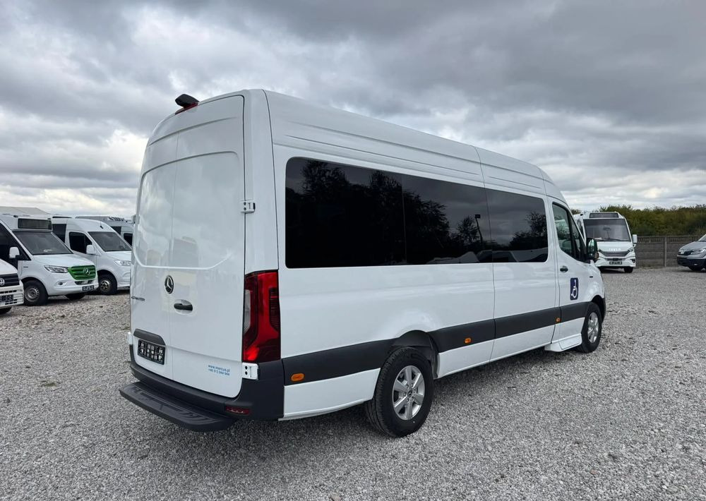 Mercedes-Benz Sprinter - Minibussi, Sähköbussi: kuva Mercedes-Benz Sprinter - Minibussi, Sähköbussi Mercedes-Benz Sprinter - Minibussi, Sähköbussi: kuva Mercedes-Benz Sprinter - Minibussi, Sähköbussi