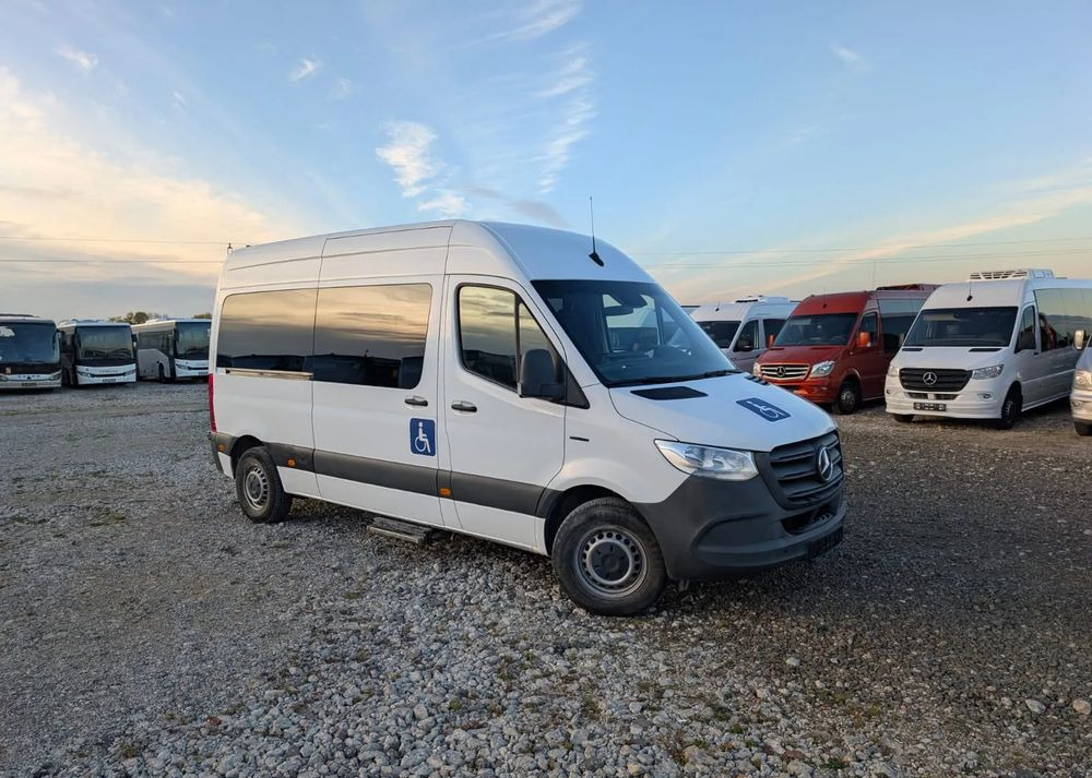 Mercedes-Benz eSprinter - Minibussi, Sähköbussi: kuva Mercedes-Benz eSprinter - Minibussi, Sähköbussi Mercedes-Benz eSprinter - Minibussi, Sähköbussi: kuva Mercedes-Benz eSprinter - Minibussi, Sähköbussi