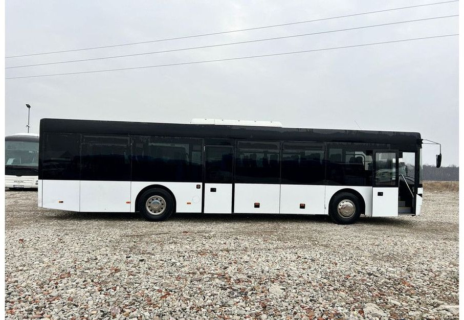 Solaris InterUrbino - Esikaupunkien linja: kuva Solaris InterUrbino - Esikaupunkien linja Solaris InterUrbino - Esikaupunkien linja: kuva Solaris InterUrbino - Esikaupunkien linja