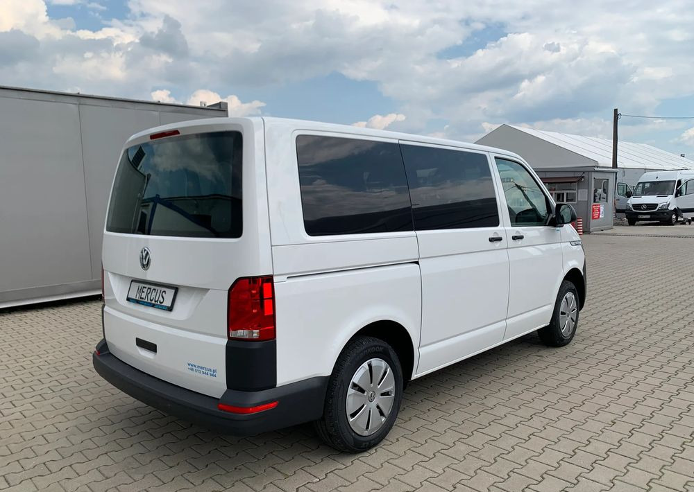 Volkswagen Transporter - Minibussi, Pikkubussi: kuva Volkswagen Transporter - Minibussi, Pikkubussi Volkswagen Transporter - Minibussi, Pikkubussi: kuva Volkswagen Transporter - Minibussi, Pikkubussi