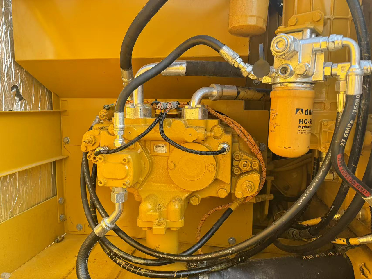 CAT 320CL - Telakaivukone: kuva CAT 320CL - Telakaivukone CAT 320CL - Telakaivukone: kuva CAT 320CL - Telakaivukone