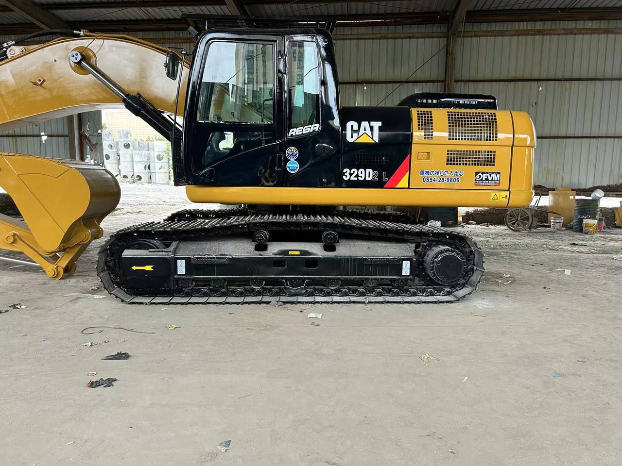 CAT 329D - Telakaivukone: kuva CAT 329D - Telakaivukone CAT 329D - Telakaivukone: kuva CAT 329D - Telakaivukone