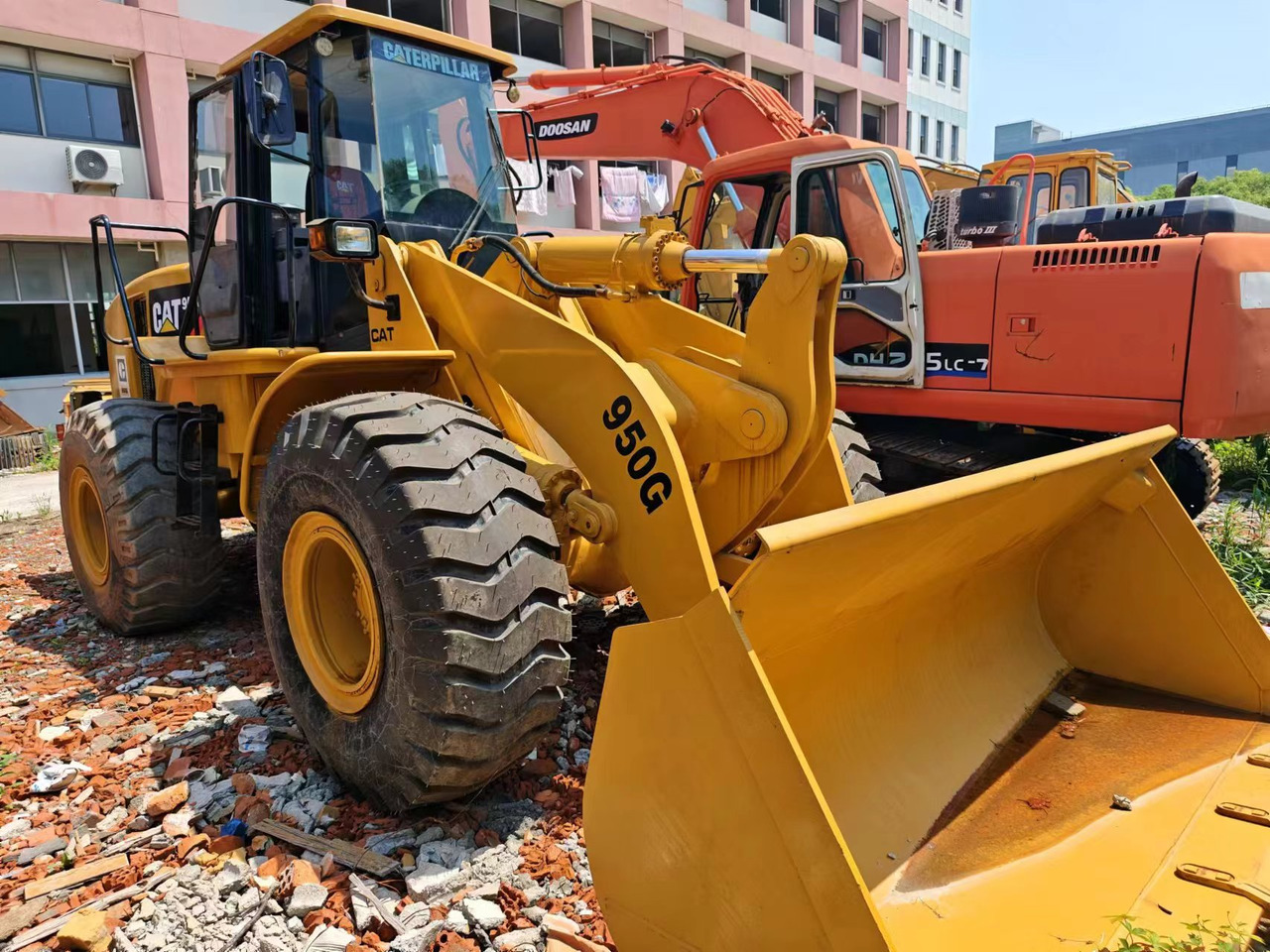 CAT 950G - Pyöräkuormaaja: kuva CAT 950G - Pyöräkuormaaja CAT 950G - Pyöräkuormaaja: kuva CAT 950G - Pyöräkuormaaja