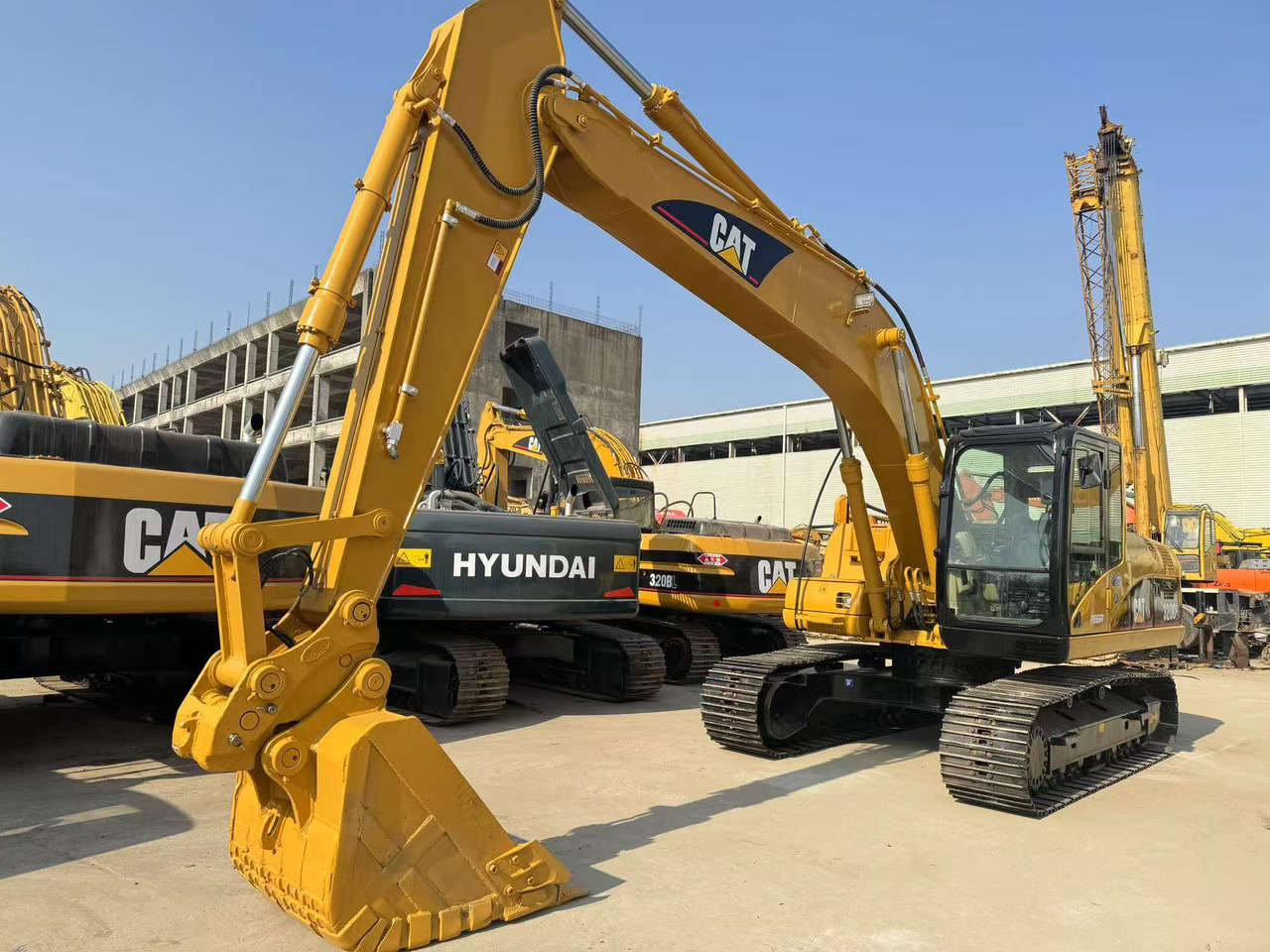 CATERPILLAR 320CL CAT 320 - Telakaivukone: kuva CATERPILLAR 320CL CAT 320 - Telakaivukone CATERPILLAR 320CL CAT 320 - Telakaivukone: kuva CATERPILLAR 320CL CAT 320 - Telakaivukone