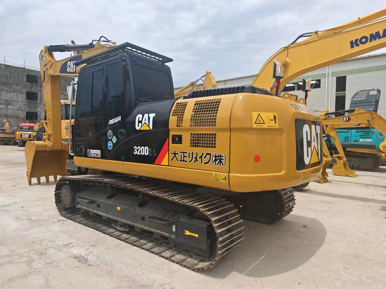CATERPILLAR 320DL - Telakaivukone: kuva CATERPILLAR 320DL - Telakaivukone CATERPILLAR 320DL - Telakaivukone: kuva CATERPILLAR 320DL - Telakaivukone