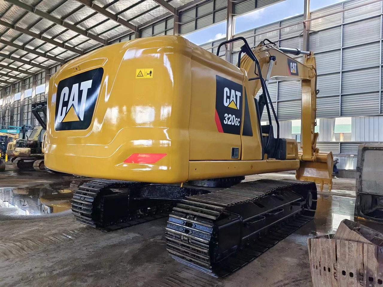 CATERPILLAR 320GC CAT 320 - Telakaivukone: kuva CATERPILLAR 320GC CAT 320 - Telakaivukone CATERPILLAR 320GC CAT 320 - Telakaivukone: kuva CATERPILLAR 320GC CAT 320 - Telakaivukone