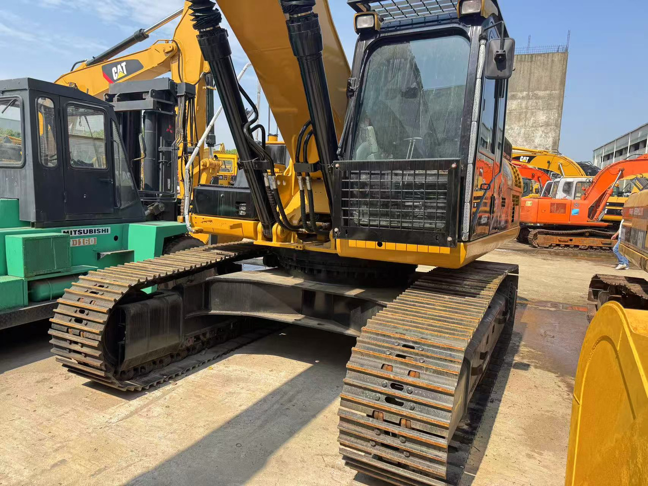 Telakaivukone CATERPILLAR CAT 336 336D2: kuva Telakaivukone CATERPILLAR CAT 336 336D2