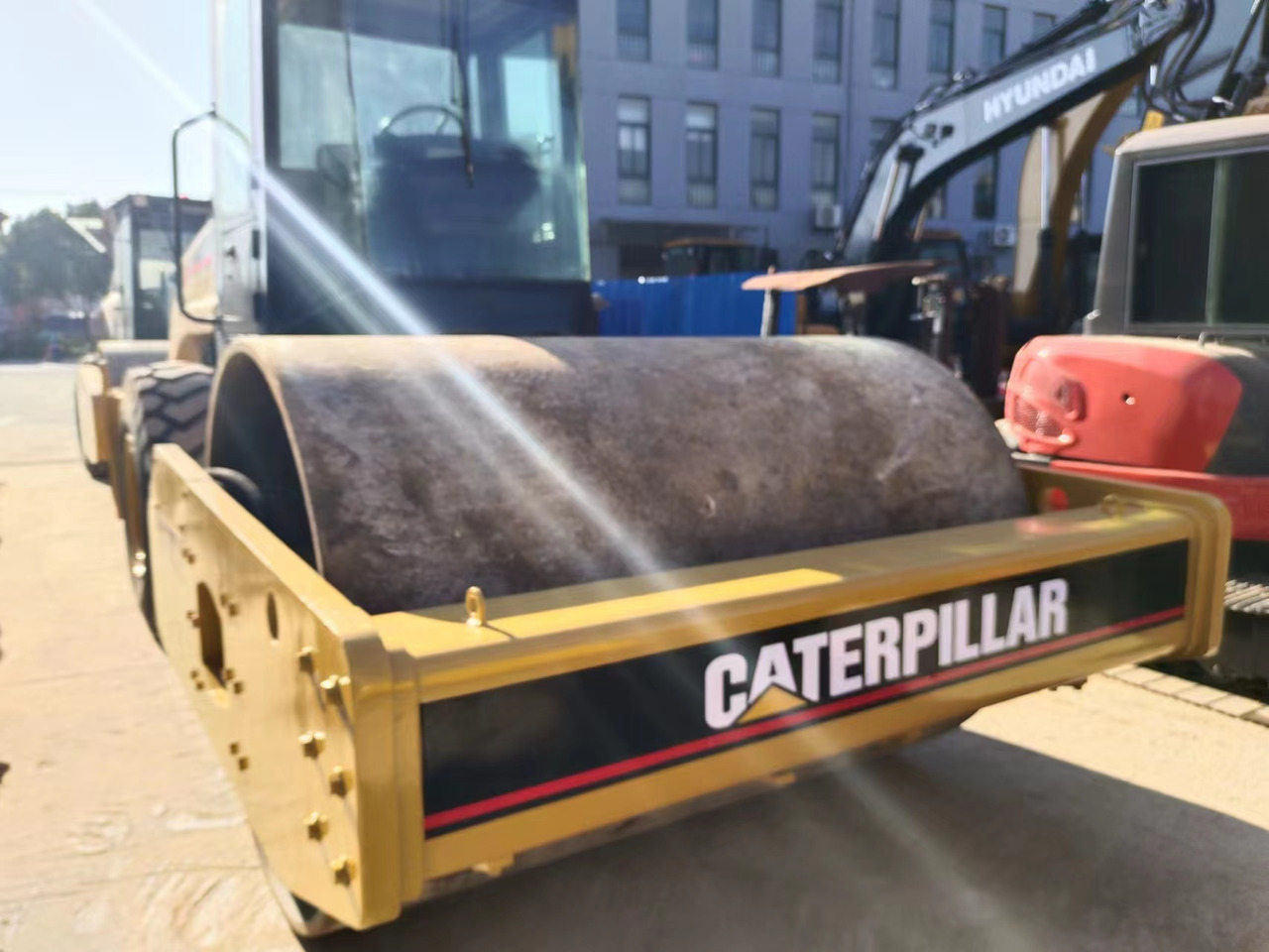 CATERPILLAR CS683E - Tiivistyskone: kuva CATERPILLAR CS683E - Tiivistyskone CATERPILLAR CS683E - Tiivistyskone: kuva CATERPILLAR CS683E - Tiivistyskone