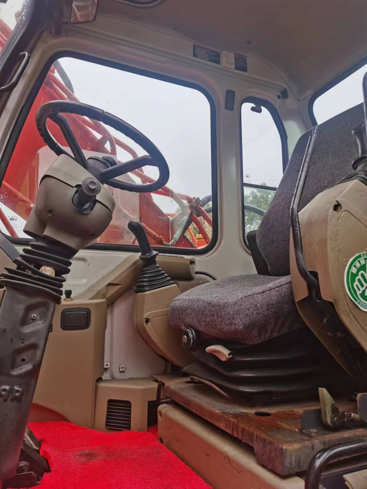 DOOSAN DH150W-7 - Pyöräalustainen kaivinkone: kuva DOOSAN DH150W-7 - Pyöräalustainen kaivinkone DOOSAN DH150W-7 - Pyöräalustainen kaivinkone: kuva DOOSAN DH150W-7 - Pyöräalustainen kaivinkone