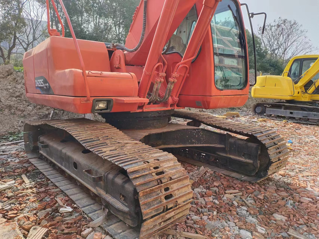 DOOSAN DH225LC-7 - Telakaivukone: kuva DOOSAN DH225LC-7 - Telakaivukone DOOSAN DH225LC-7 - Telakaivukone: kuva DOOSAN DH225LC-7 - Telakaivukone