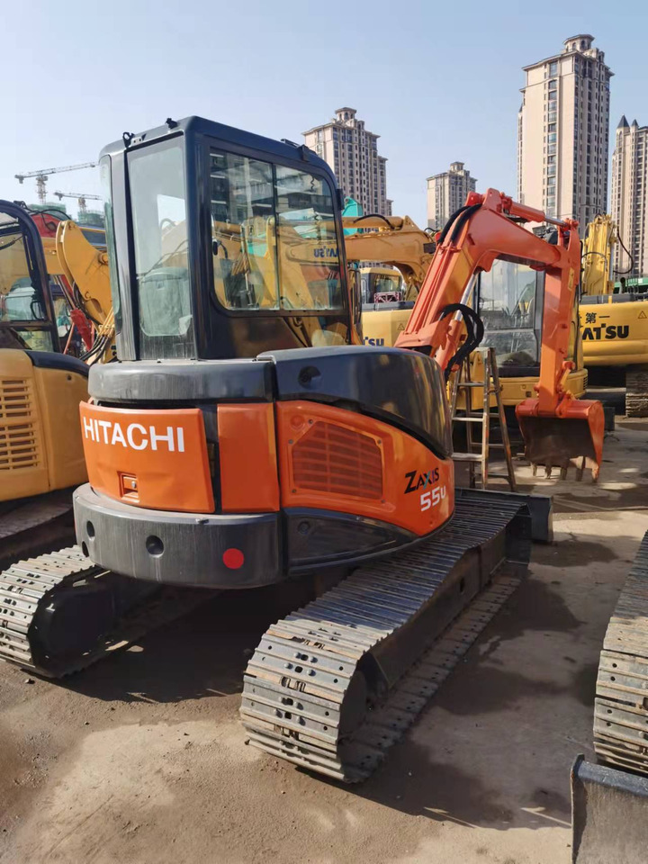 HITACHI ZX55 - Minikuormaaja: kuva HITACHI ZX55 - Minikuormaaja HITACHI ZX55 - Minikuormaaja: kuva HITACHI ZX55 - Minikuormaaja
