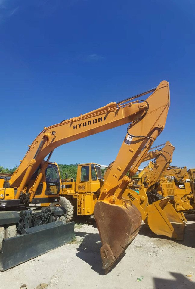 HYUNDAI ROBEX 210W-9 - Pyöräalustainen kaivinkone: kuva HYUNDAI ROBEX 210W-9 - Pyöräalustainen kaivinkone HYUNDAI ROBEX 210W-9 - Pyöräalustainen kaivinkone: kuva HYUNDAI ROBEX 210W-9 - Pyöräalustainen kaivinkone
