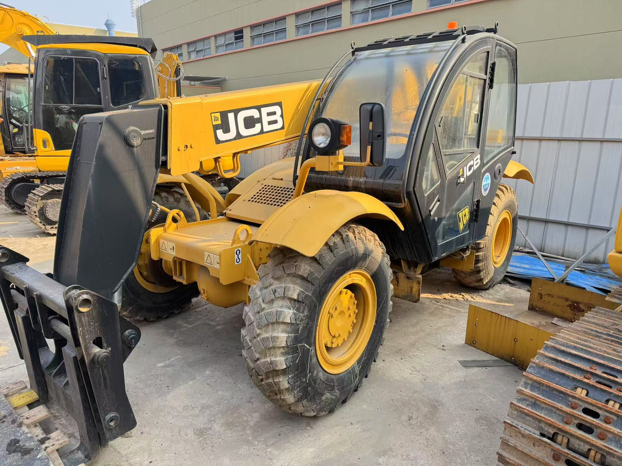 JCB 535 - Kurottaja: kuva JCB 535 - Kurottaja JCB 535 - Kurottaja: kuva JCB 535 - Kurottaja