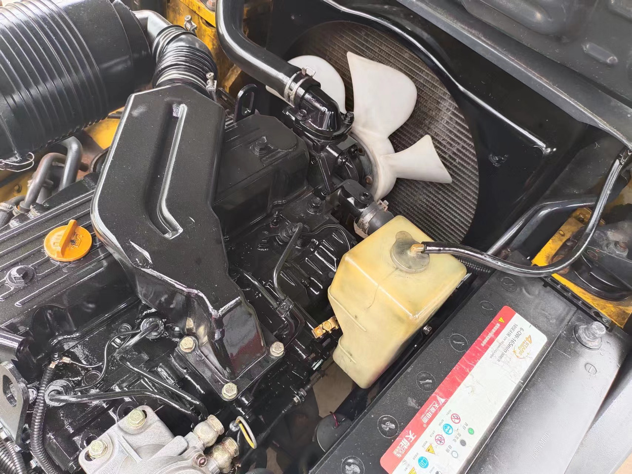 KOMATSU FD30 FD50 FD70 Japanese diesel forklift - Dieseltrukki: kuva KOMATSU FD30 FD50 FD70 Japanese diesel forklift - Dieseltrukki KOMATSU FD30 FD50 FD70 Japanese diesel forklift - Dieseltrukki: kuva KOMATSU FD30 FD50 FD70 Japanese diesel forklift - Dieseltrukki