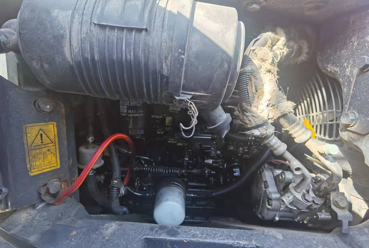 KOMATSU PC55MR-2 - Minikuormaaja: kuva KOMATSU PC55MR-2 - Minikuormaaja KOMATSU PC55MR-2 - Minikuormaaja: kuva KOMATSU PC55MR-2 - Minikuormaaja