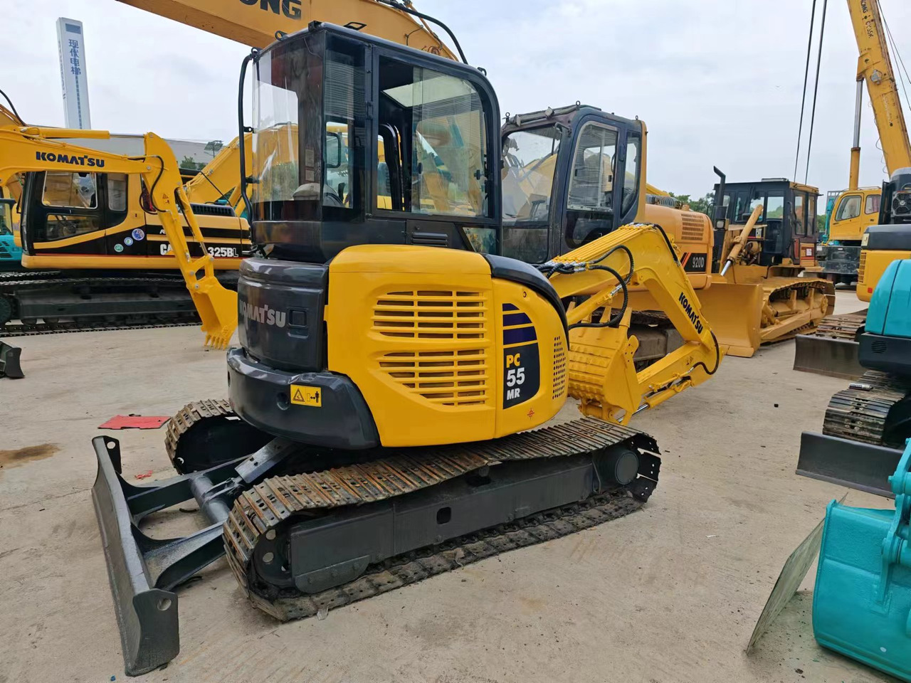 KOMATSU PC55MR-2 - Minikuormaaja: kuva KOMATSU PC55MR-2 - Minikuormaaja KOMATSU PC55MR-2 - Minikuormaaja: kuva KOMATSU PC55MR-2 - Minikuormaaja