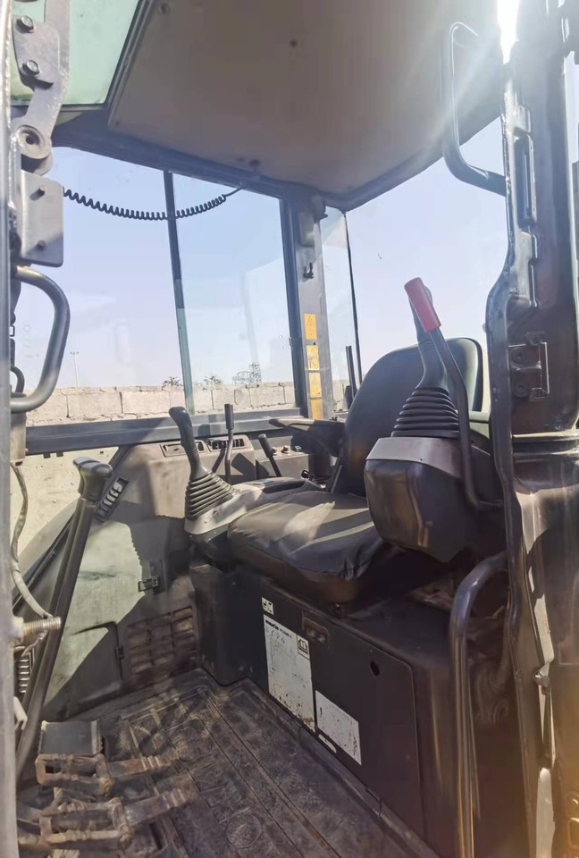 KOMATSU PC55MR-2 - Minikuormaaja: kuva KOMATSU PC55MR-2 - Minikuormaaja KOMATSU PC55MR-2 - Minikuormaaja: kuva KOMATSU PC55MR-2 - Minikuormaaja