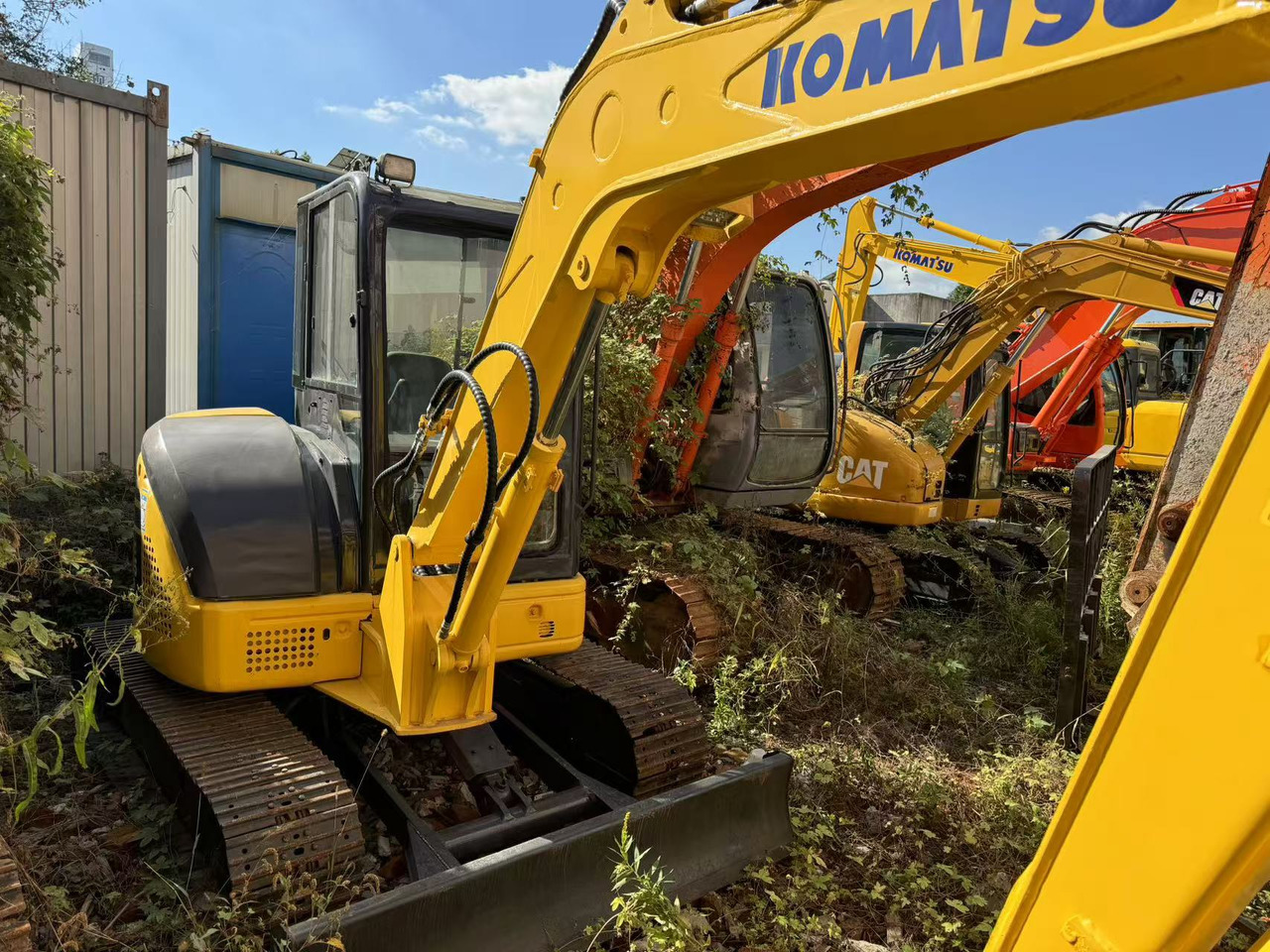 KOMATSU PC55MR - Minikuormaaja: kuva KOMATSU PC55MR - Minikuormaaja KOMATSU PC55MR - Minikuormaaja: kuva KOMATSU PC55MR - Minikuormaaja