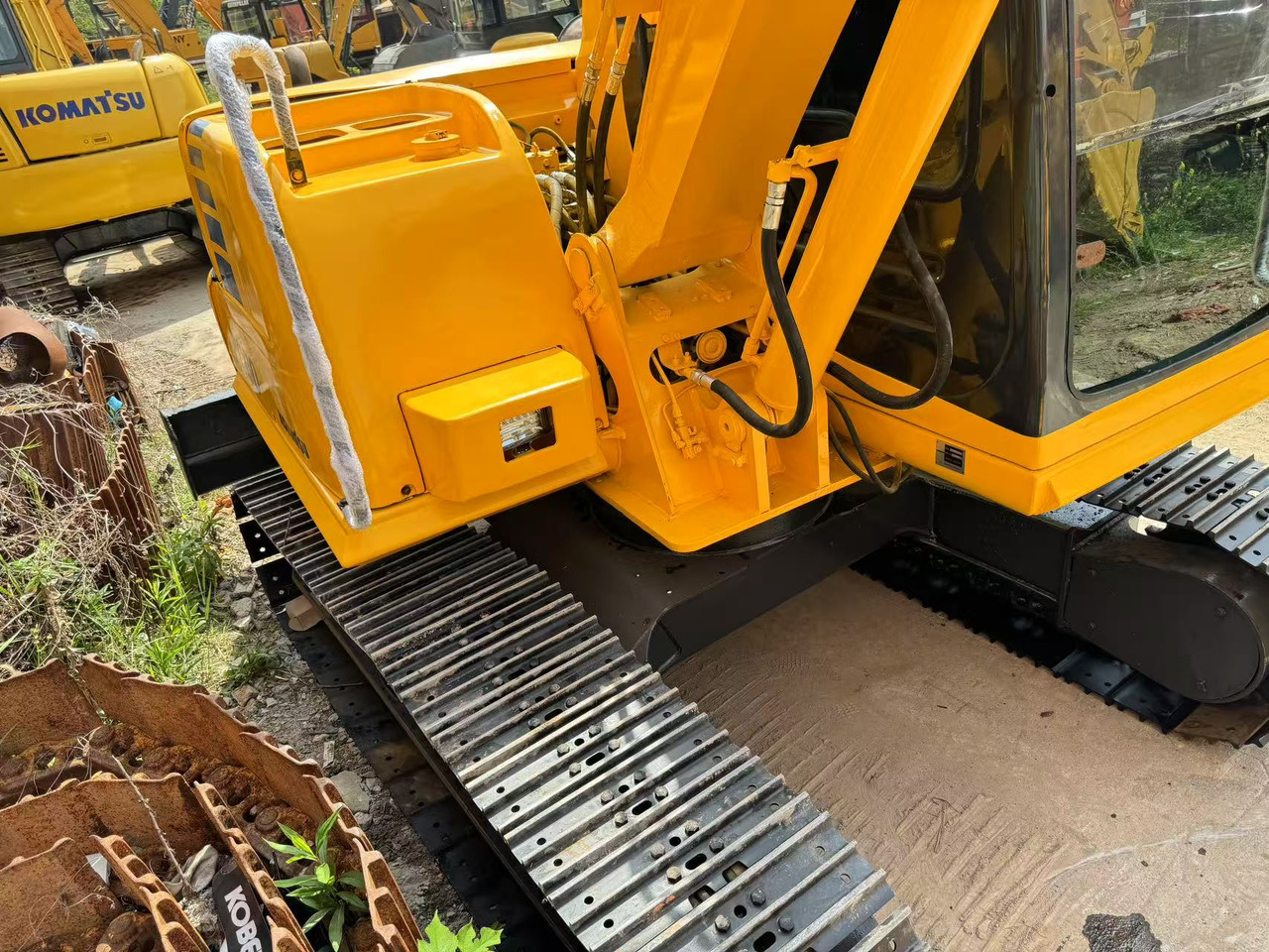 KOMATSU PC60-7 - Minikuormaaja: kuva KOMATSU PC60-7 - Minikuormaaja KOMATSU PC60-7 - Minikuormaaja: kuva KOMATSU PC60-7 - Minikuormaaja