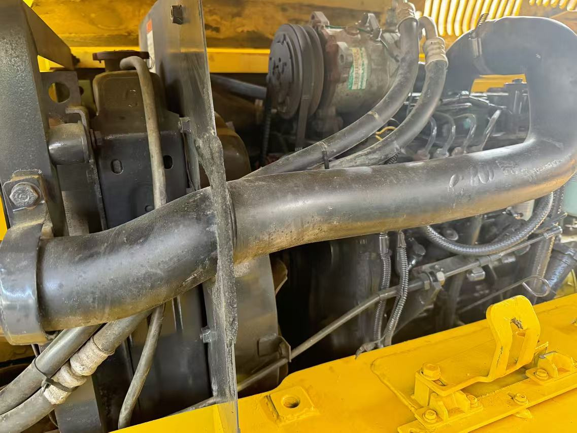 KOMATSU PC60-7 - Minikuormaaja: kuva KOMATSU PC60-7 - Minikuormaaja KOMATSU PC60-7 - Minikuormaaja: kuva KOMATSU PC60-7 - Minikuormaaja