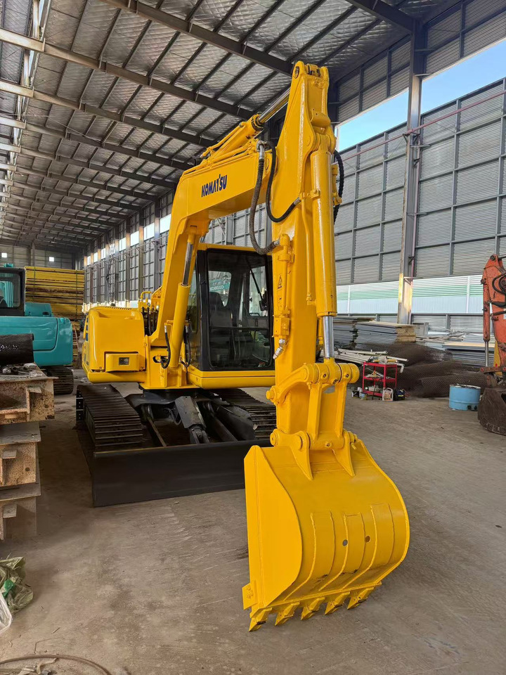 KOMATSU PC60-7 PC60 - Minikuormaaja: kuva KOMATSU PC60-7 PC60 - Minikuormaaja KOMATSU PC60-7 PC60 - Minikuormaaja: kuva KOMATSU PC60-7 PC60 - Minikuormaaja