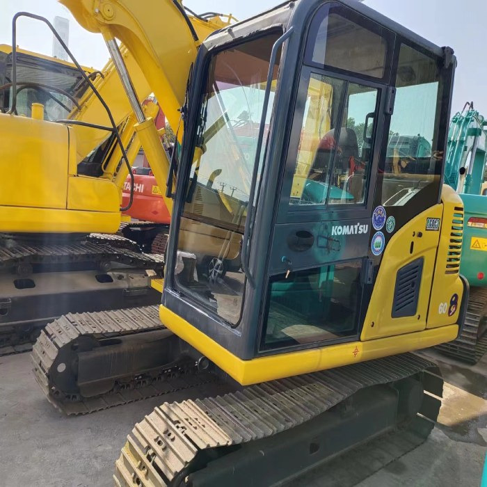 KOMATSU PC60-8 - Minikuormaaja: kuva KOMATSU PC60-8 - Minikuormaaja KOMATSU PC60-8 - Minikuormaaja: kuva KOMATSU PC60-8 - Minikuormaaja