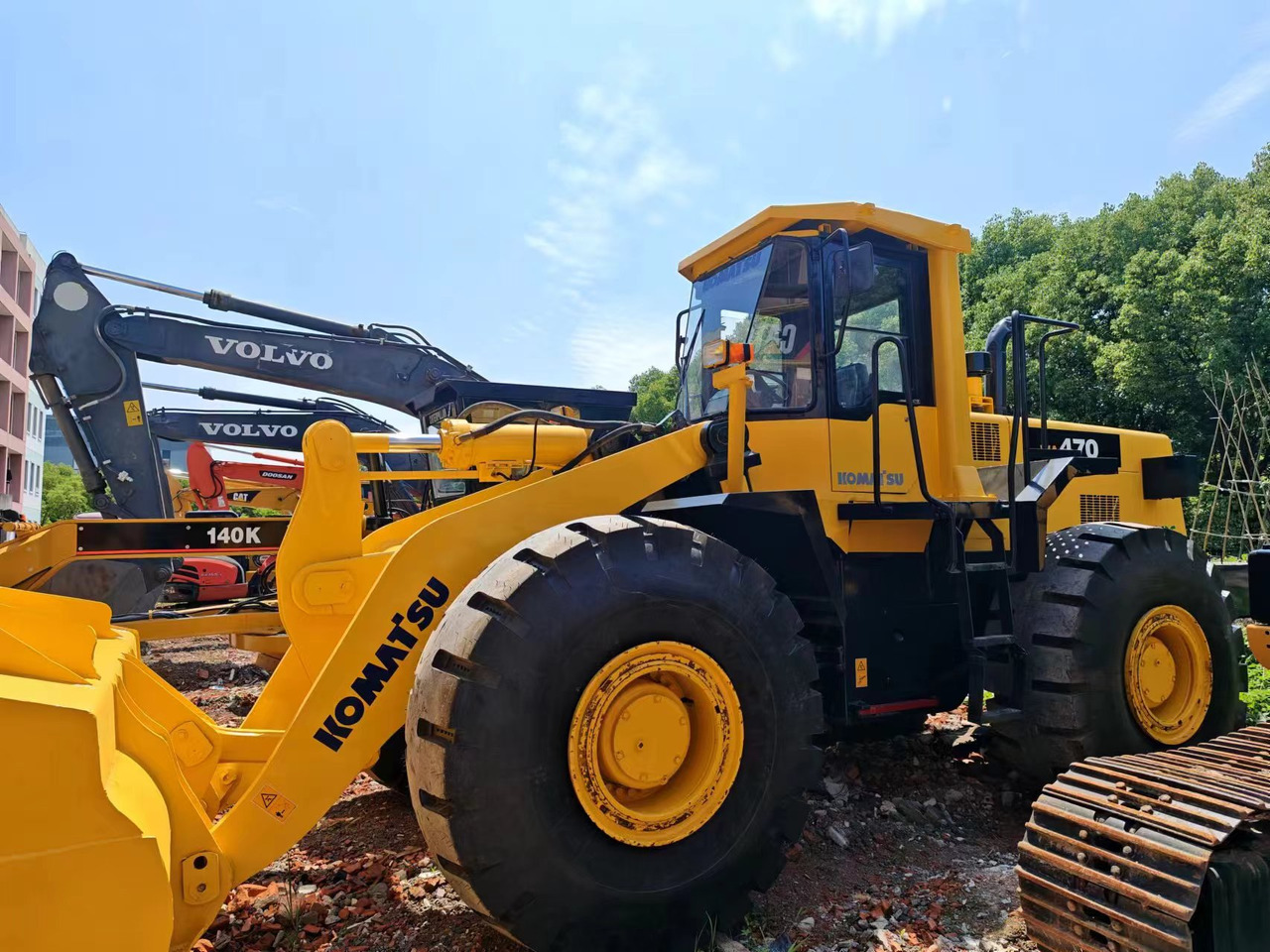 KOMATSU WA470-3 - Pyöräkuormaaja: kuva KOMATSU WA470-3 - Pyöräkuormaaja KOMATSU WA470-3 - Pyöräkuormaaja: kuva KOMATSU WA470-3 - Pyöräkuormaaja