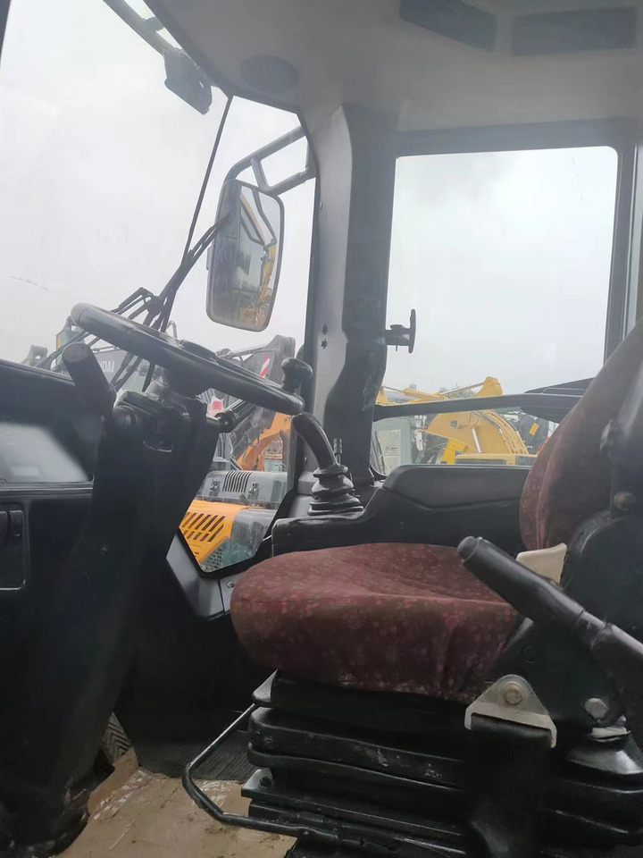 LIUGONG 856H - Pyöräkuormaaja: kuva LIUGONG 856H - Pyöräkuormaaja LIUGONG 856H - Pyöräkuormaaja: kuva LIUGONG 856H - Pyöräkuormaaja