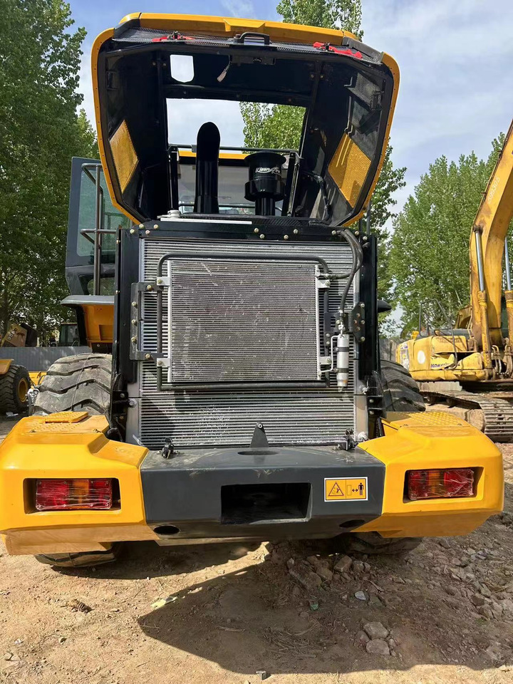 LIUGONG 856H - Pyöräkuormaaja: kuva LIUGONG 856H - Pyöräkuormaaja LIUGONG 856H - Pyöräkuormaaja: kuva LIUGONG 856H - Pyöräkuormaaja