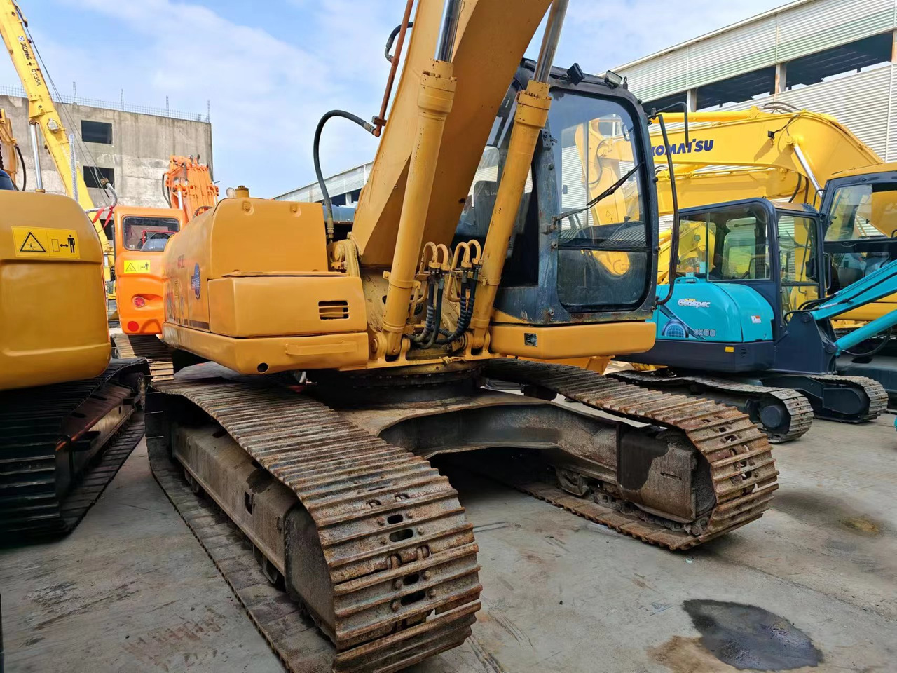 LIUGONG 920D - Telakaivukone: kuva LIUGONG 920D - Telakaivukone LIUGONG 920D - Telakaivukone: kuva LIUGONG 920D - Telakaivukone