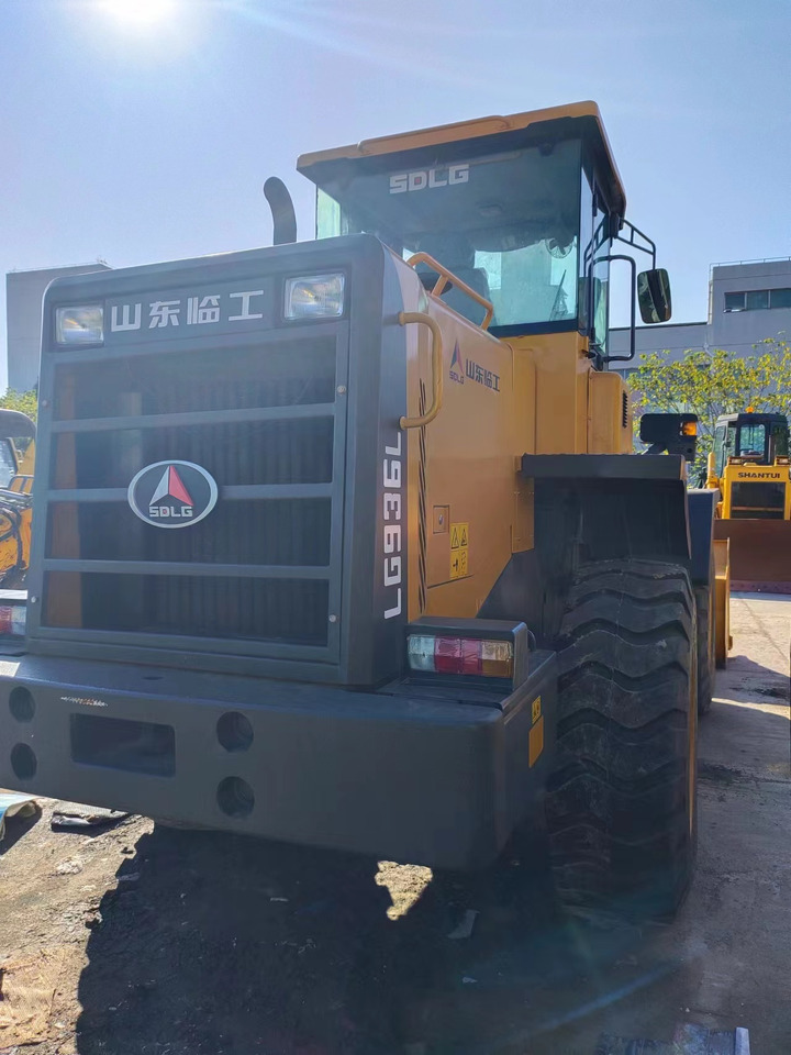 Uusi Pyöräkuormaaja SDLG LG 963L: kuva Uusi Pyöräkuormaaja SDLG LG 963L Uusi Pyöräkuormaaja SDLG LG 963L: kuva Uusi Pyöräkuormaaja SDLG LG 963L