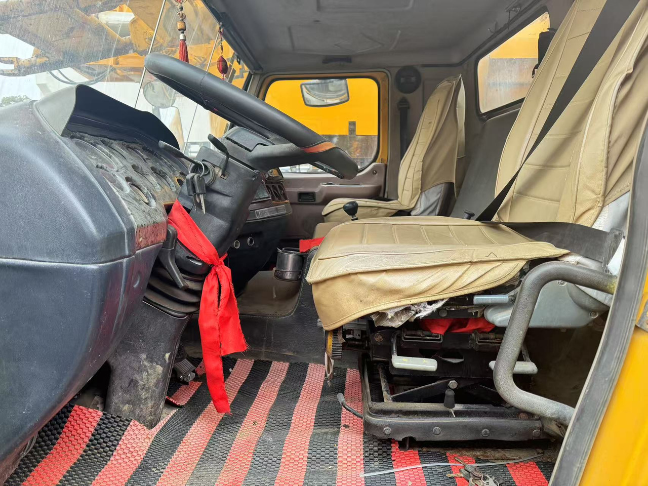 XCMG QY100K 100tons QY100K-2 - Ajoneuvonosturi: kuva XCMG QY100K 100tons QY100K-2 - Ajoneuvonosturi XCMG QY100K 100tons QY100K-2 - Ajoneuvonosturi: kuva XCMG QY100K 100tons QY100K-2 - Ajoneuvonosturi