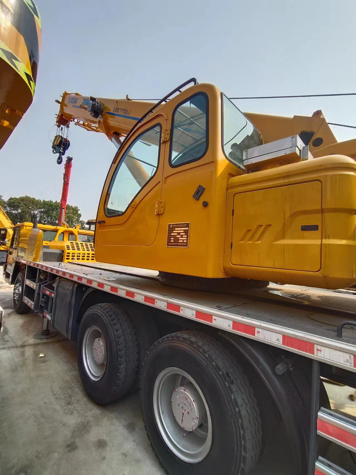 XCMG QY25K - Ajoneuvonosturi: kuva XCMG QY25K - Ajoneuvonosturi XCMG QY25K - Ajoneuvonosturi: kuva XCMG QY25K - Ajoneuvonosturi