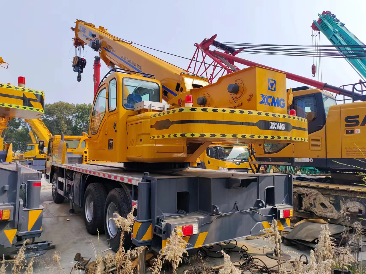 XCMG QY25K - Ajoneuvonosturi: kuva XCMG QY25K - Ajoneuvonosturi XCMG QY25K - Ajoneuvonosturi: kuva XCMG QY25K - Ajoneuvonosturi