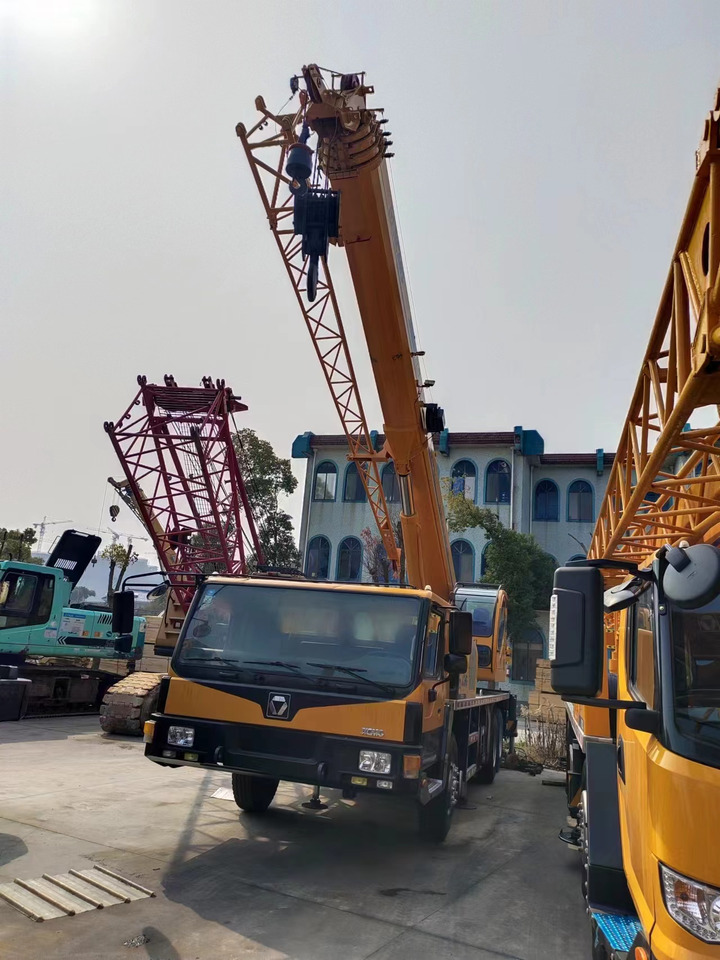 XCMG QY25K - Ajoneuvonosturi: kuva XCMG QY25K - Ajoneuvonosturi XCMG QY25K - Ajoneuvonosturi: kuva XCMG QY25K - Ajoneuvonosturi