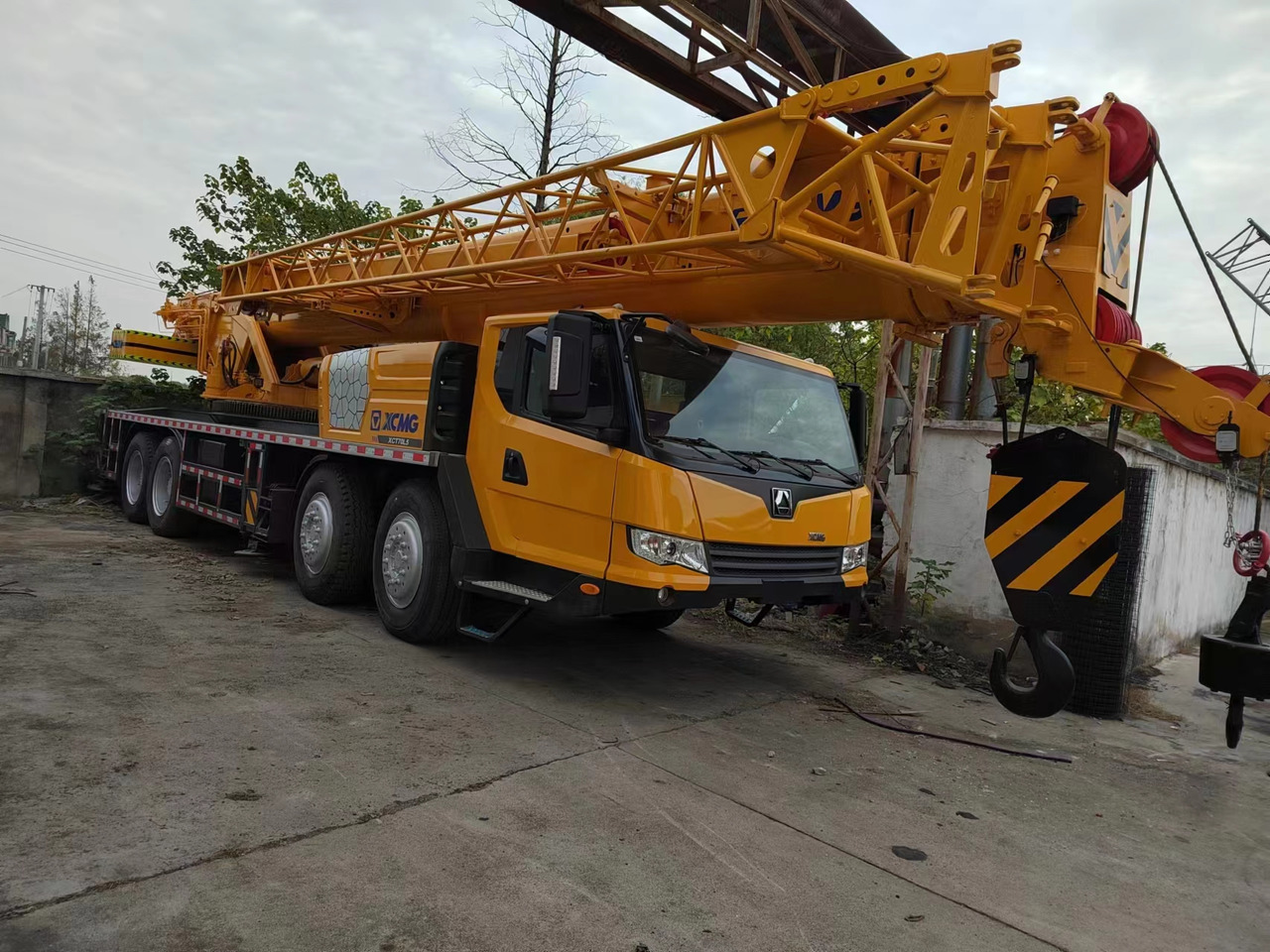 XCMG QY70K - Ajoneuvonosturi: kuva XCMG QY70K - Ajoneuvonosturi XCMG QY70K - Ajoneuvonosturi: kuva XCMG QY70K - Ajoneuvonosturi