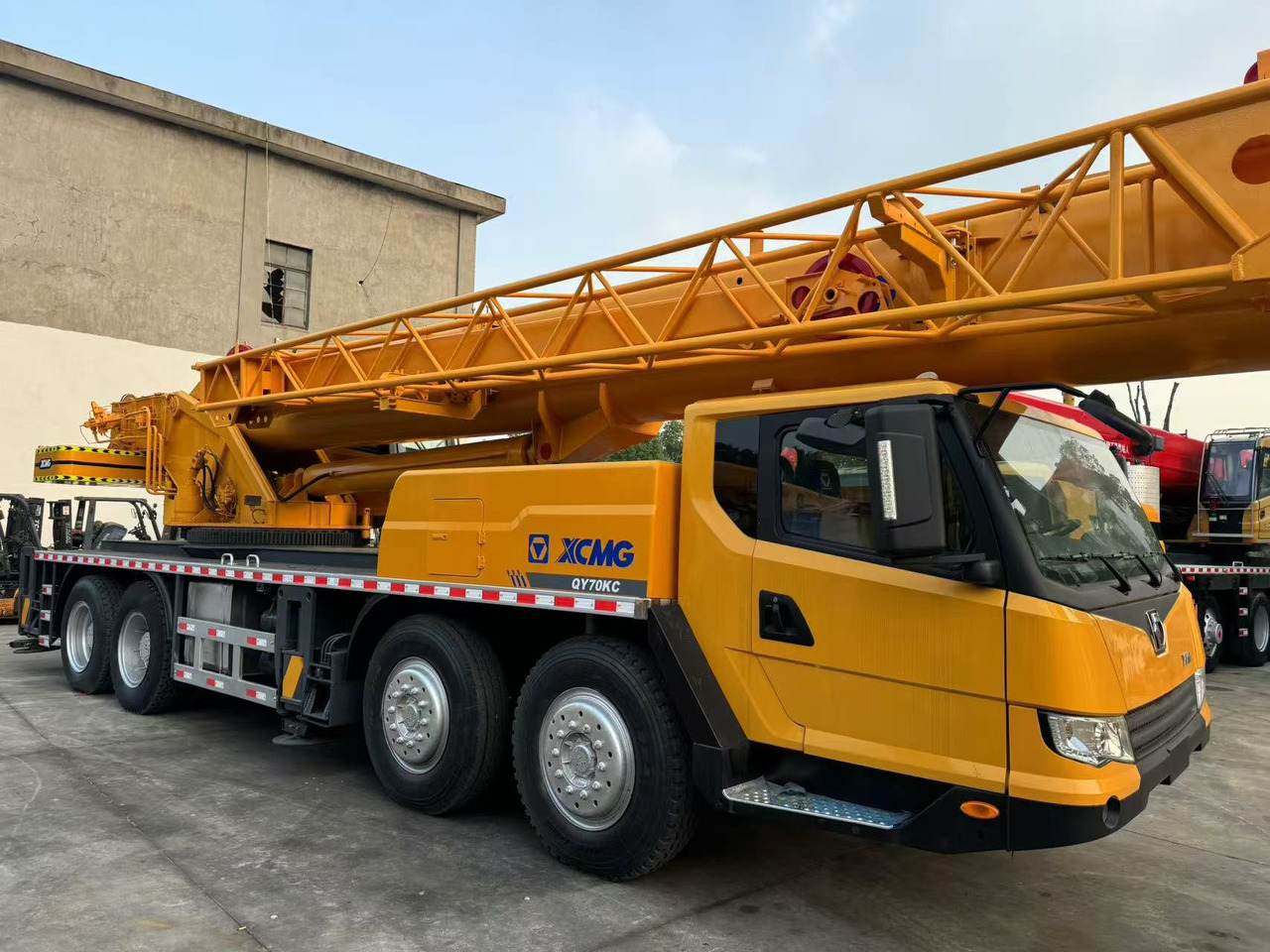 XCMG QY70K - Ajoneuvonosturi: kuva XCMG QY70K - Ajoneuvonosturi XCMG QY70K - Ajoneuvonosturi: kuva XCMG QY70K - Ajoneuvonosturi