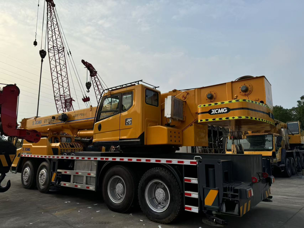 XCMG QY70K - Ajoneuvonosturi: kuva XCMG QY70K - Ajoneuvonosturi XCMG QY70K - Ajoneuvonosturi: kuva XCMG QY70K - Ajoneuvonosturi