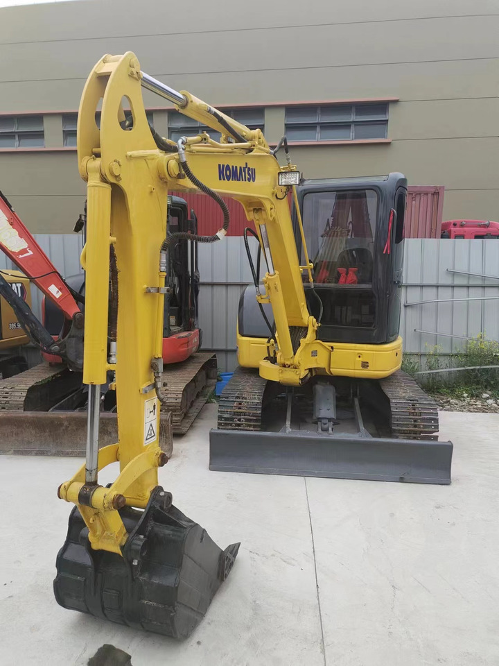 Komatsu pc40 - Minikuormaaja: kuva komatsu pc40 - Minikuormaaja Komatsu pc40 - Minikuormaaja: kuva komatsu pc40 - Minikuormaaja