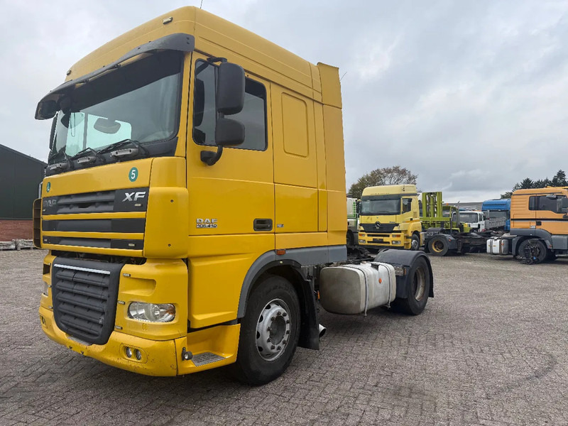 DAF XF 105.410 Tractor unit - Vetopöytäauto: kuva DAF XF 105.410 Tractor unit - Vetopöytäauto DAF XF 105.410 Tractor unit - Vetopöytäauto: kuva DAF XF 105.410 Tractor unit - Vetopöytäauto