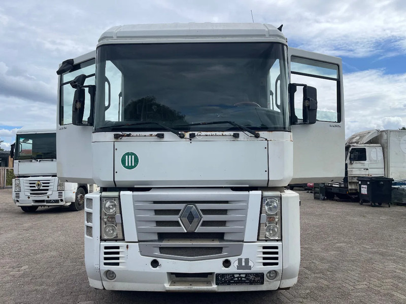 Renault Magnum 440 Tractor unit - Vetopöytäauto: kuva Renault Magnum 440 Tractor unit - Vetopöytäauto Renault Magnum 440 Tractor unit - Vetopöytäauto: kuva Renault Magnum 440 Tractor unit - Vetopöytäauto