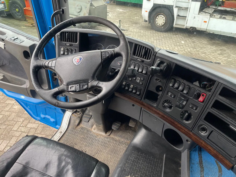 Interior photo 2: Leasing Scania R560 V8 Tractor unit Scania R560 V8 Tractor unit Interior photo 2: Leasing Scania R560 V8 Tractor unit Scania R560 V8 Tractor unit