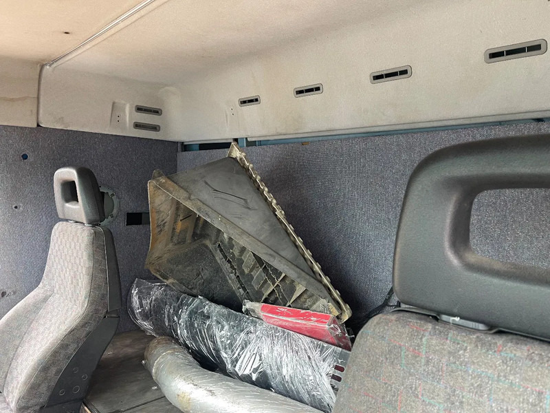 Vetopöytäauto Volvo FH 12.380 Tractor unit: kuva Vetopöytäauto Volvo FH 12.380 Tractor unit Vetopöytäauto Volvo FH 12.380 Tractor unit: kuva Vetopöytäauto Volvo FH 12.380 Tractor unit