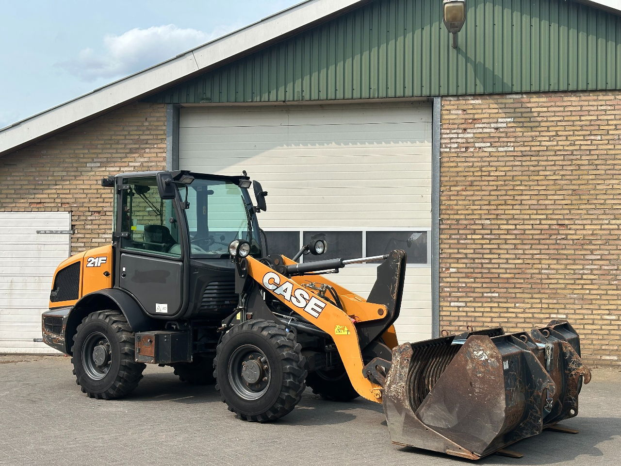 Case 21F - Pyöräkuormaaja: kuva Case 21F - Pyöräkuormaaja Case 21F - Pyöräkuormaaja: kuva Case 21F - Pyöräkuormaaja