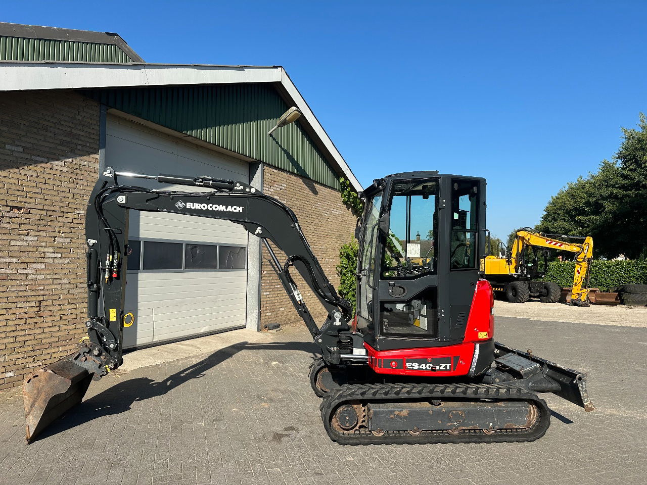 Eurocomach ES40.2ZT - Minikuormaaja: kuva Eurocomach ES40.2ZT - Minikuormaaja Eurocomach ES40.2ZT - Minikuormaaja: kuva Eurocomach ES40.2ZT - Minikuormaaja