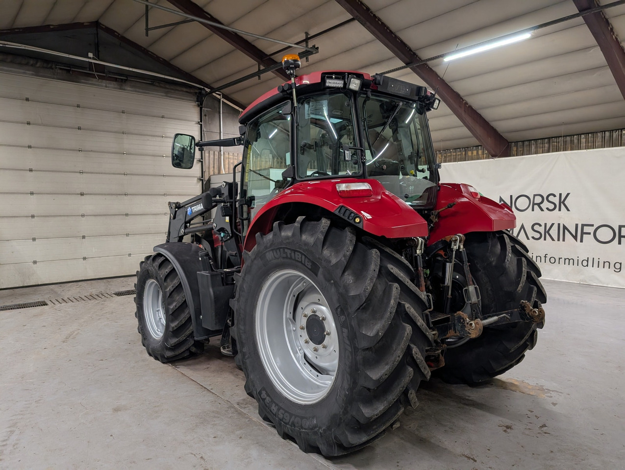 CASE IH Farmall 95U PRO #Står i Tromsø - Traktori: kuva CASE IH Farmall 95U PRO #Står i Tromsø - Traktori CASE IH Farmall 95U PRO #Står i Tromsø - Traktori: kuva CASE IH Farmall 95U PRO #Står i Tromsø - Traktori