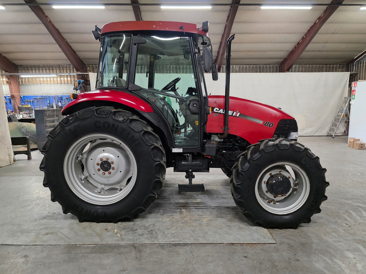 CASE IH JX80 - Traktori: kuva CASE IH JX80 - Traktori CASE IH JX80 - Traktori: kuva CASE IH JX80 - Traktori