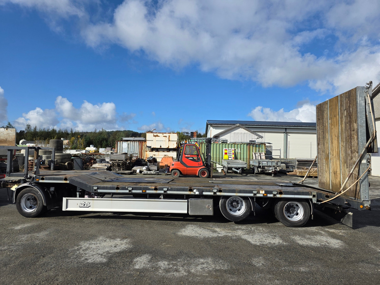 Fliegl Maskinhenger - Apuvaunu perävaunu: kuva  Fliegl Maskinhenger - Apuvaunu perävaunu Fliegl Maskinhenger - Apuvaunu perävaunu: kuva  Fliegl Maskinhenger - Apuvaunu perävaunu